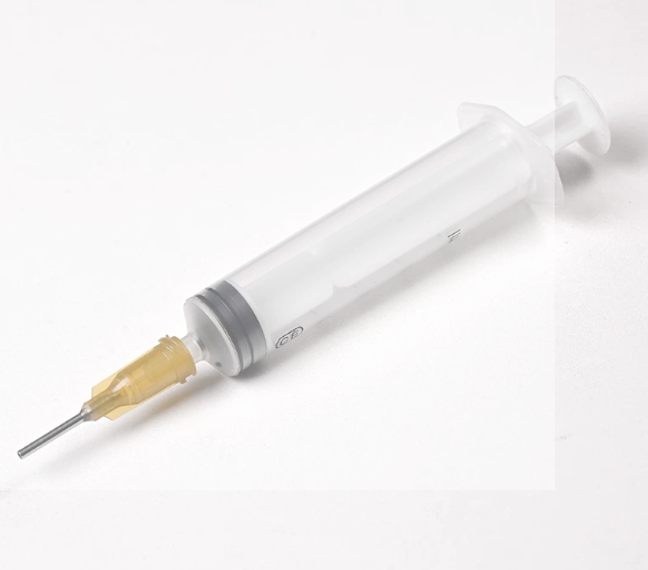 Glue Syringe and blunt tip fill needle