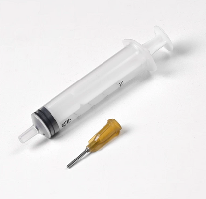 Glue Syringe and blunt tip fill needle