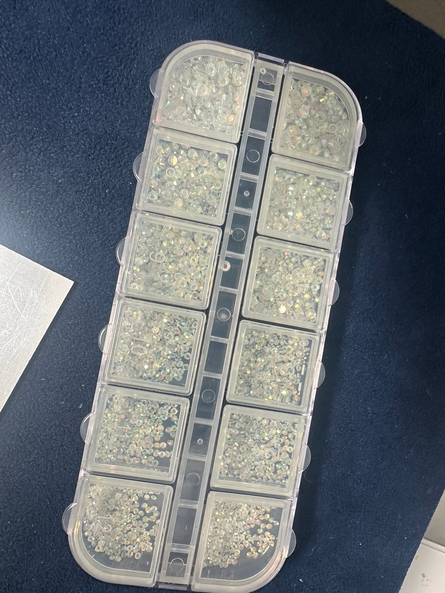 2000pcs RHINESTONES/ GEMS/ CRYSTAL/ NAIL ART/Crafts/ Scrapbooking