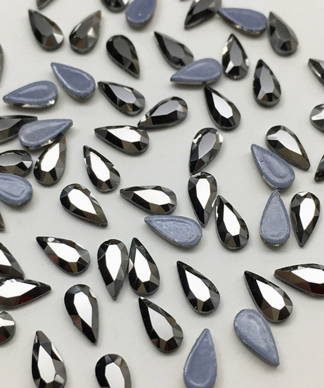 Glower® Teardrop Shape Hotfix Rhinestone Flat Back
